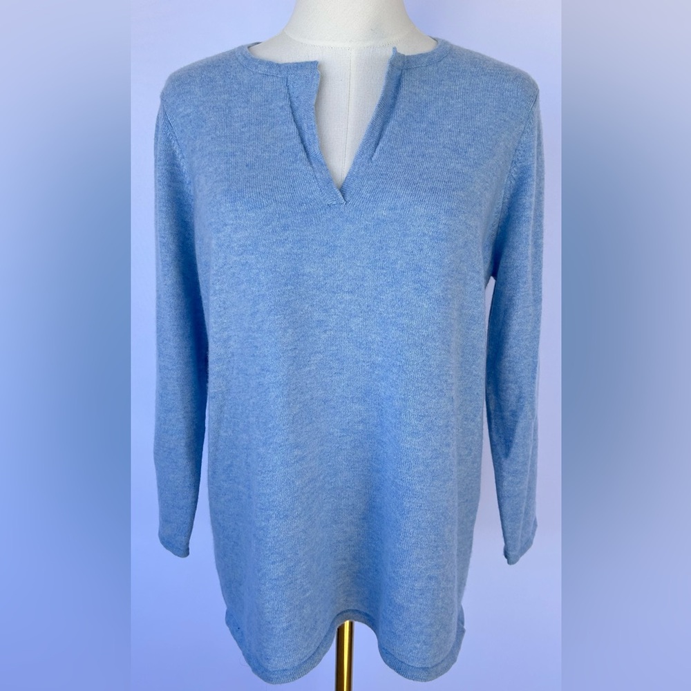 J. McLaughlin Women’s 100% Cashmere Pullover Sweater‎ Split V-Neck Size Large
